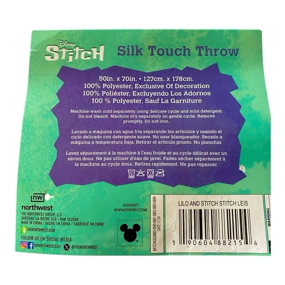 NWT-DISNEY-STITCH SILKY SOFT BLANKET
